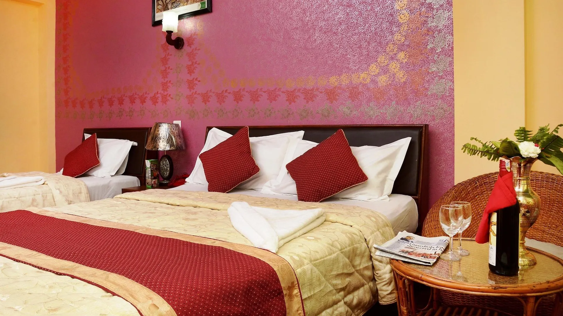 Kathmandu Eco Hotel 3*,