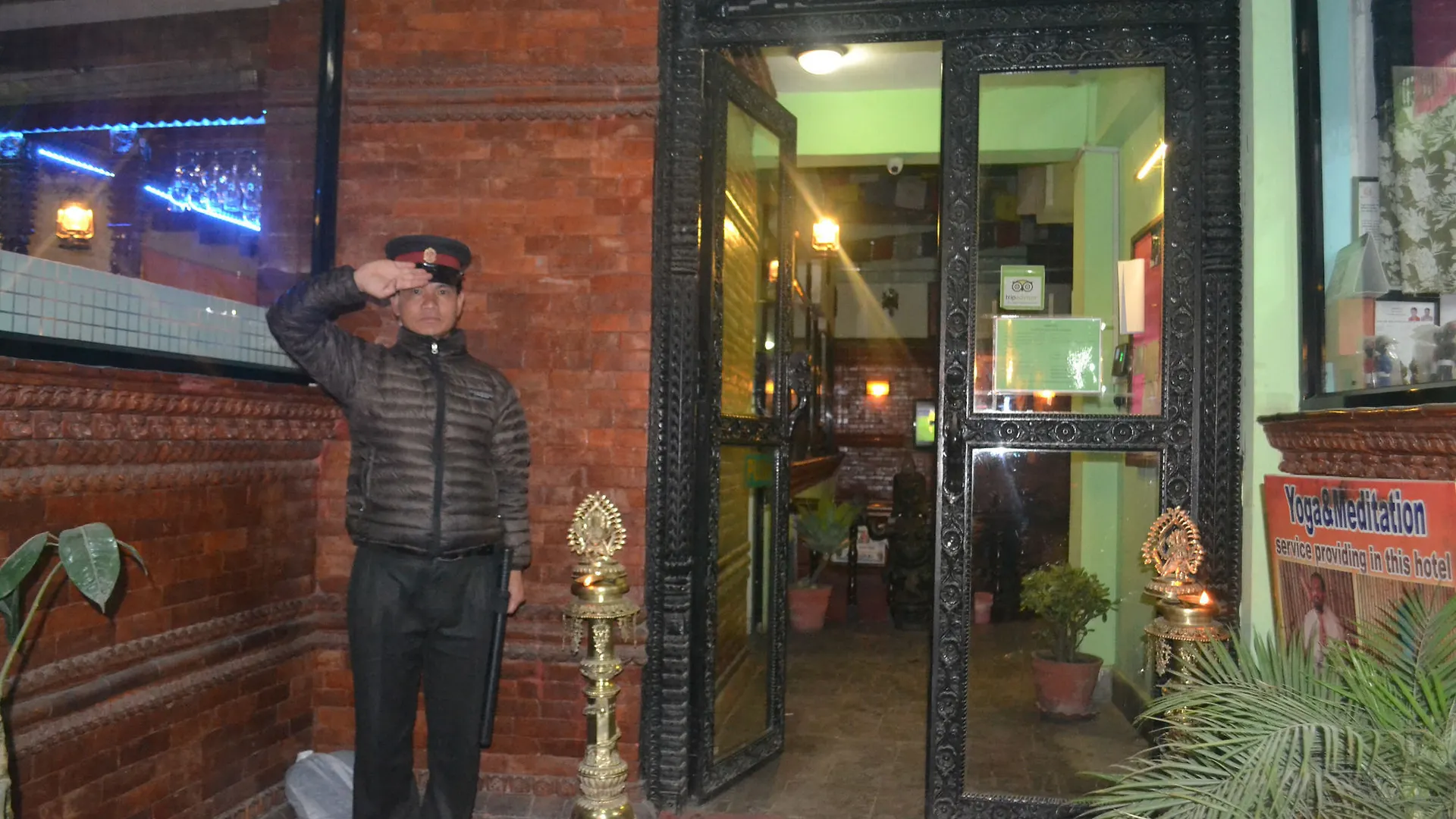 Kathmandu Eco Hotel 3*,